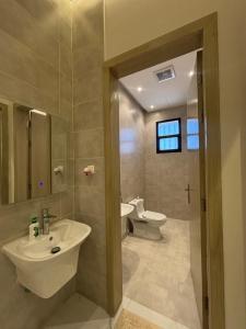 شقة غرفة وصالة بمدخل خاص بالنرجس