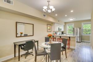 DIberville Delight about 2 Mi from Beach and Casinos!