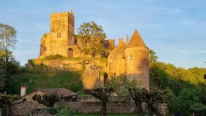 Maisons de vacances Dans le village medieval : Maison 2 Chambres