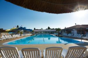 Campings MOBIL-HOMES LES CHARMETTES 4 Etoiles : photos des chambres