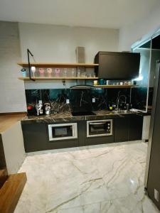 Cobertura Luxo Vista Piscina Churrasqueira