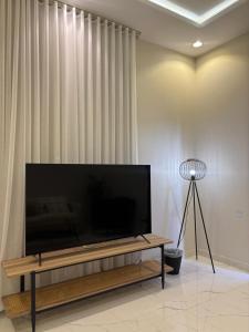 شقة غرفة وصالة بمدخل خاص بالنرجس