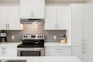 Pet Friendly, Free Parking, Close to Downtown