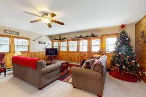 Briar's Hideaway - Conover