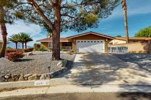 Desert Greens - 沙漠温泉