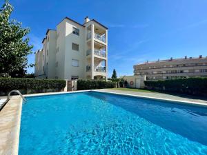 Apartment near Els Griells Beach with Pool
