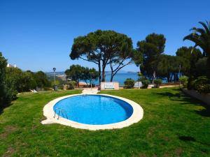 Spacious apartment in Begur