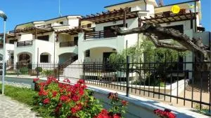 Residence Samos C6 - Pineto Vacanza - Mutignano