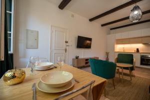 Appartements Bel appartement coeur de ville : photos des chambres