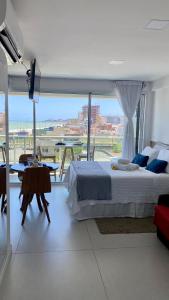 Rn studio Premium AP 116, WI-FI, piscina, TV 43, 30m do mar
