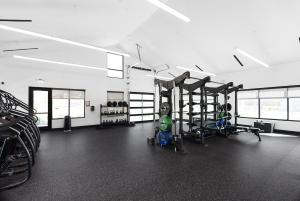 Central Escape Gym, Coffee Bar, Perfect Location