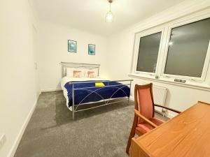 RF-Entire House-Central Scotland-Falkirk, Self-Check-in , Pet-friendly and with Parking