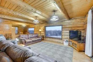 Less Than 1 Mi to Kenai River Spacious Cabin with Deck! - Sterling