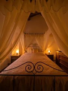 Casa in Borgo Medievale in Toscana - Monterone