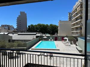 Moderno estudio, muy luminoso - Movistar Arena