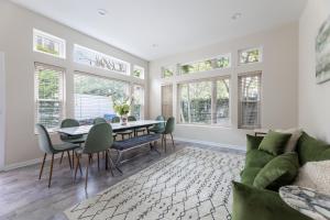 Tranquil family beach city retreat