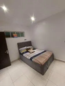 2 bed room apartment - Araromi