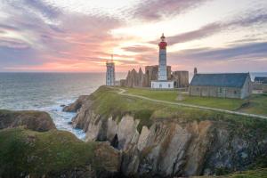 Maisons de vacances TY CARN - Belle maison bretonne a 100m de la mer : photos des chambres
