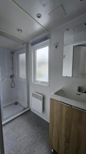 Campings Mobile Home XL Camping 5 etoiles : photos des chambres