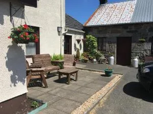 Farmhouse - Drumchapel