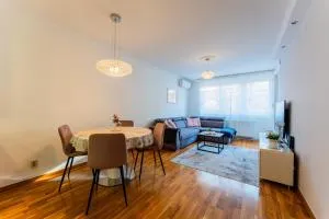 Flexible SelfCheckIns 128 - Zagreb - Garage - Loggia - New - Blato