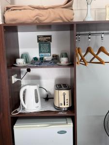 ALPINE COUNTRY MOTEL plus FREE COFFEE