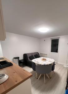 Appartement T2 cosy proche de Paris, RER à 550m