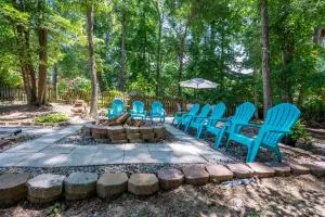 Kernersville King Beds Hot Tub Arcade Firepit - Oak Ridge