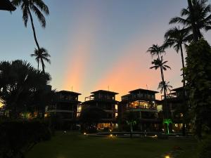 Apartamento Dúplex quatro quartos