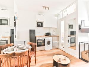 Studio 2P View of the Tour Eiffel Trocadéro