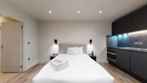 Hyde Park Stay Central London