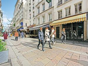 Charming flat at the foot of Les Halles