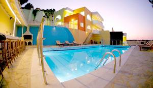 Apartement Sunday Life Agia Pelagia Kreeka