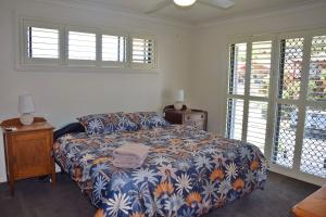 Jaspa - River Views - Bring your own linen