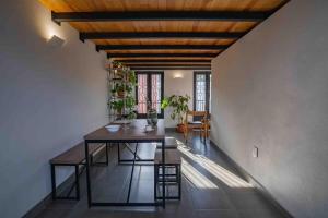 Casa de las Gatas Salvatierra