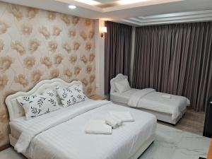 TILA Guesthouse ฑิลา เกสเฮาส์