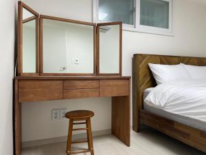 #2 Beds, 2 Rooms STAYTION25 #Wangsimni Comfortable 2 Cozy Rooms