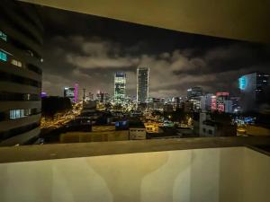 Moderno Dpto , Equipado, Céntrico, Vista Increible