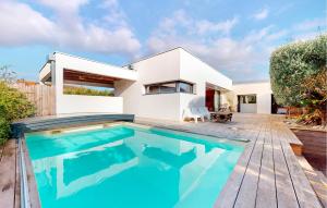 Maisons de vacances Awesome Home In Medis : photos des chambres