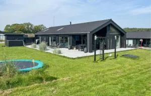 Four-Bedroom Holiday Home In Haderslev - Haderslev