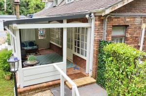 Curtis Falls Studio-Apartment