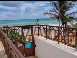 Pe na areia com vista