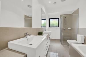 Beach View Escape by ReadyStay - BYO LINEN & TOWELS