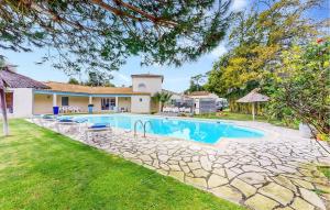 Maisons de vacances Lovely Home In Meschers-Sur-Gironde : photos des chambres