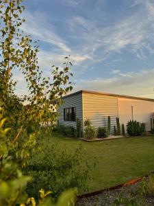 Dreamy Staiz - Riverland Abode