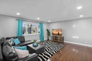 Extravagance in Schaumburg