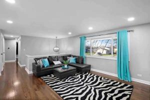 Extravagance in Schaumburg