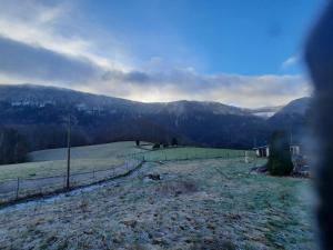 AirBee&Bee - Creux du Van