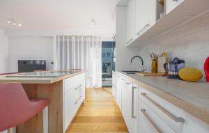 2 Bedroom Beautiful Apartment In Zadar