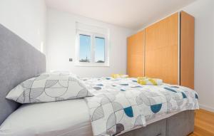 2 Bedroom Beautiful Apartment In Zadar